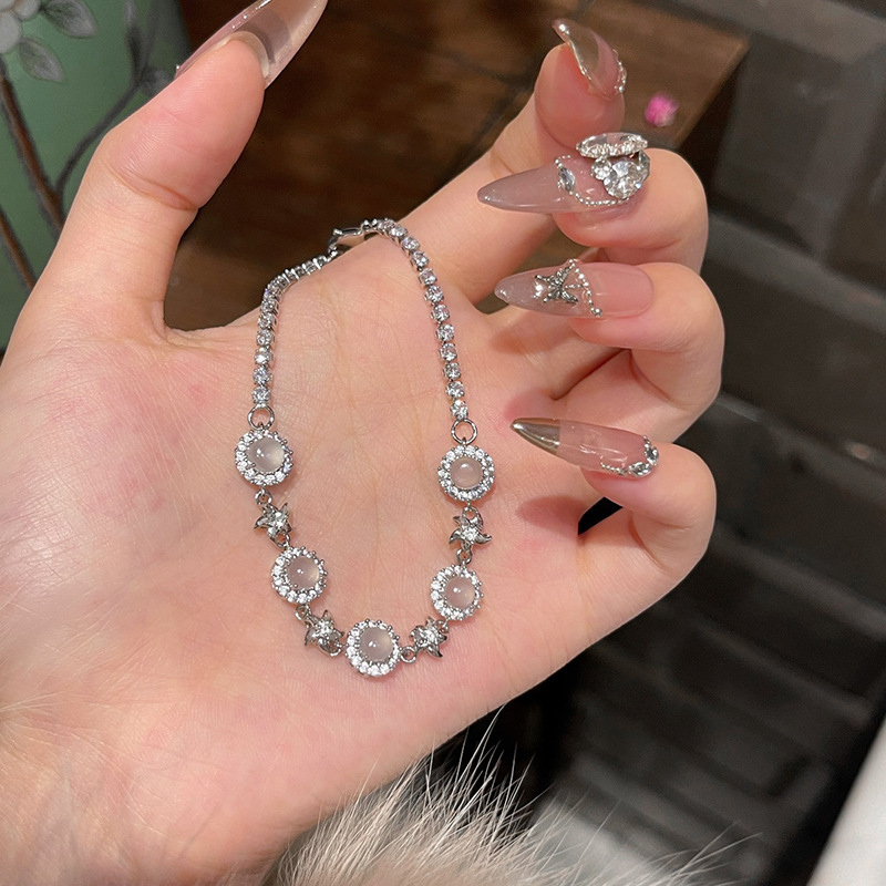 Micro Pave Zircon Round Chalcedony Flower Bracelet Light High-end Fashion Versatile Niche Design Elegant Women's Jewelry - view 4