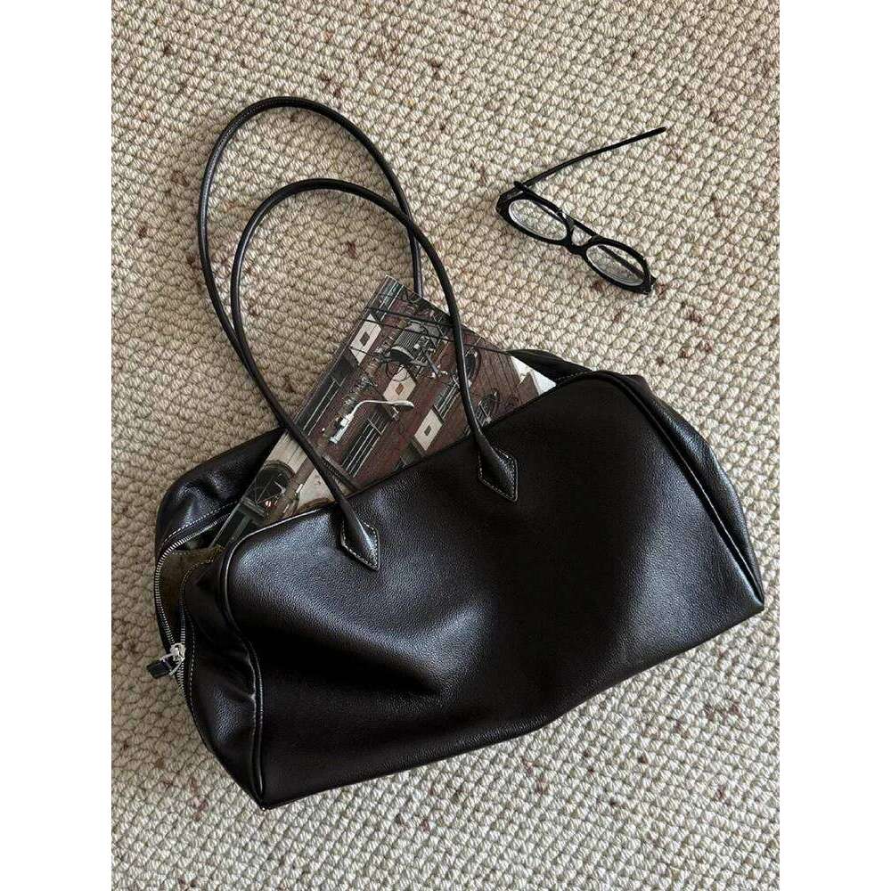 Leather Large Capaci Tote Women's 2025 New Commuter Single Oulder Boston Bag Faion Trend Car Sewing Line