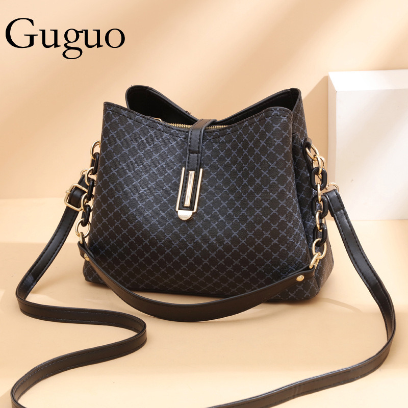 Guguo Free Shipping New Designer Bag High-end Shopping Bag 2025 Retro Pattern Women's Single Shoulder Handbag Fashionable Large Capacity Bucket B