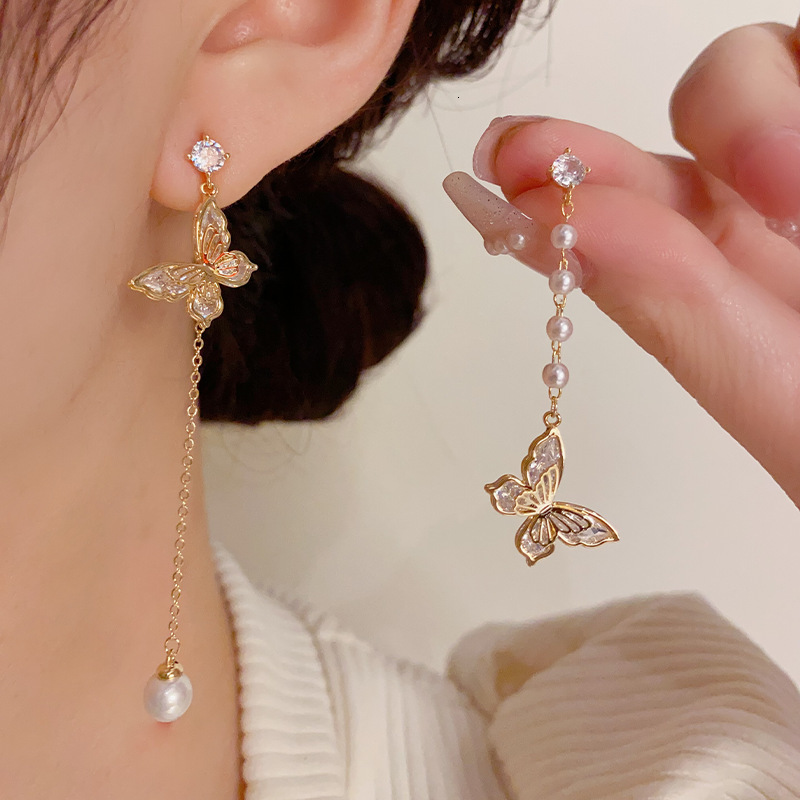 Luxury Brand Designer Jewelry Light Luxury Exquisite Fashion Socialite Style Asymmetric Butterfly Tassel Earrings Niche Design Sense Elegant Versatile
