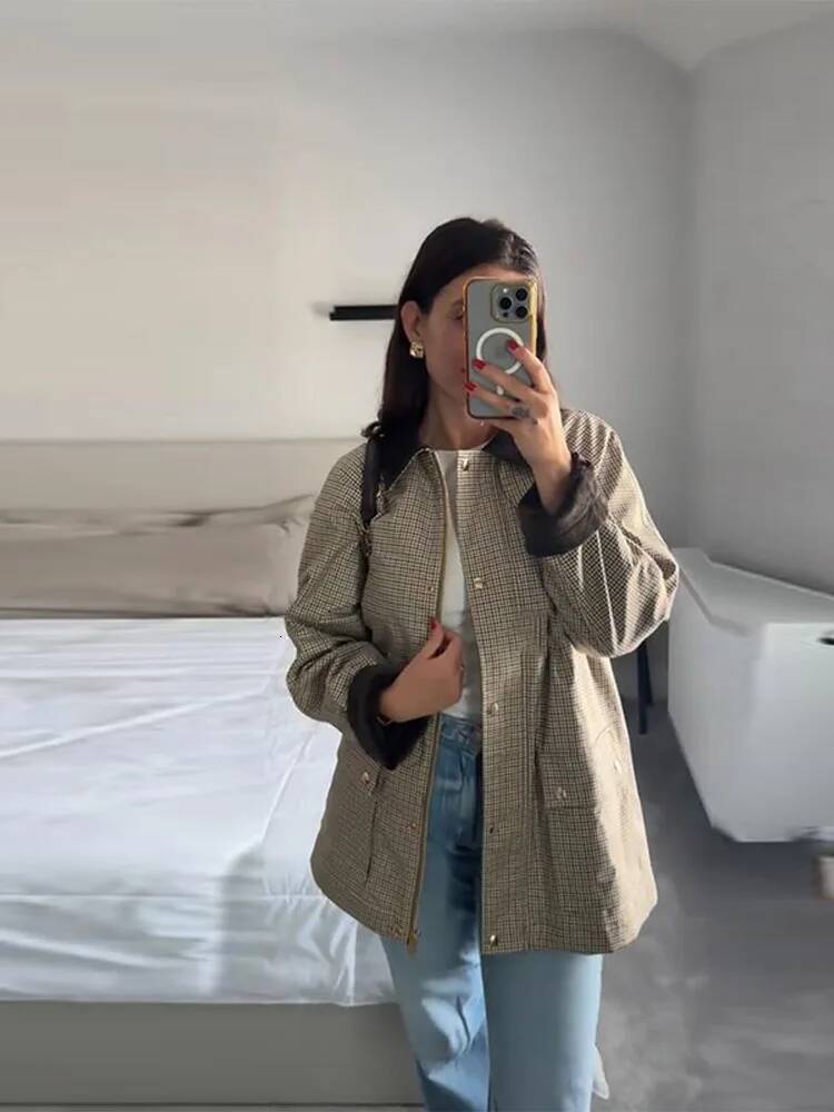 Vintage Turn-Down Collar Jacket Coat With Metal Buttons Patch Pockets Women's Up Loose Fit Short Coats Casual Fashion Outerwear High-Quality