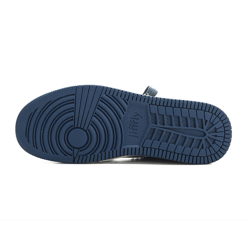 Board shoes versatile trendy shoes casual height increasing sports shoes autumn new denim breathable versatile low top casual sports shoes designer sh