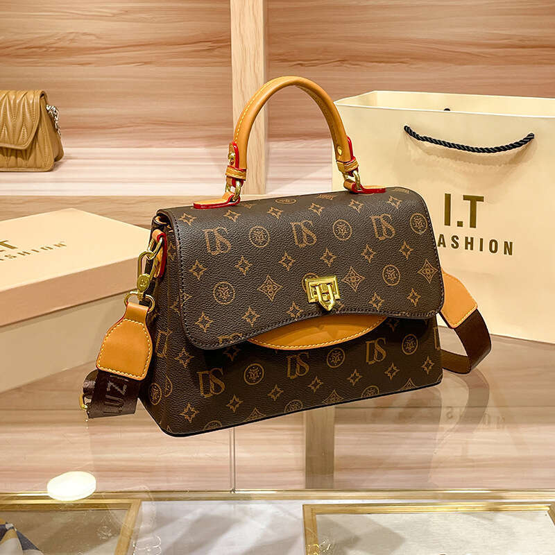 Women's Handbag 2025 New Vintage Versatile High-End Single Shoulder Crossbody Bag for Middle-Aged Women