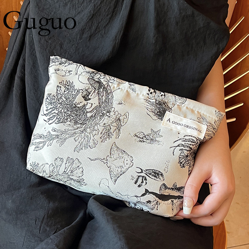 Guguo Free Shipping New Designer Bag High-end Shopping Bag Simple Makeup Bag Portable Skincare Storage Bag Travel Toiletry Bag Underwear Bag Canvas Ba