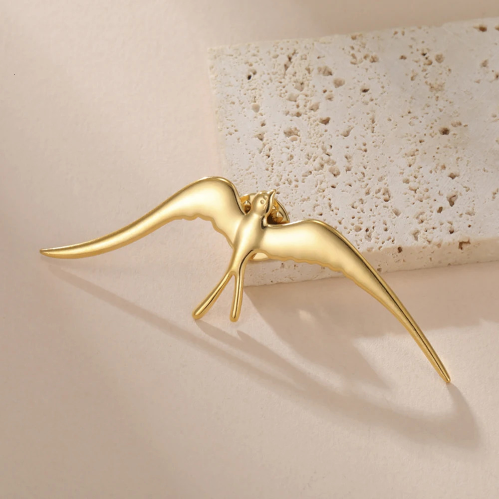 My Shape Swallow Brooch for Animal Birds Lovers Gifts Stainless Steel Brooch Pins Fashion Jewelry for Backpack Suits Bag Decor 250906