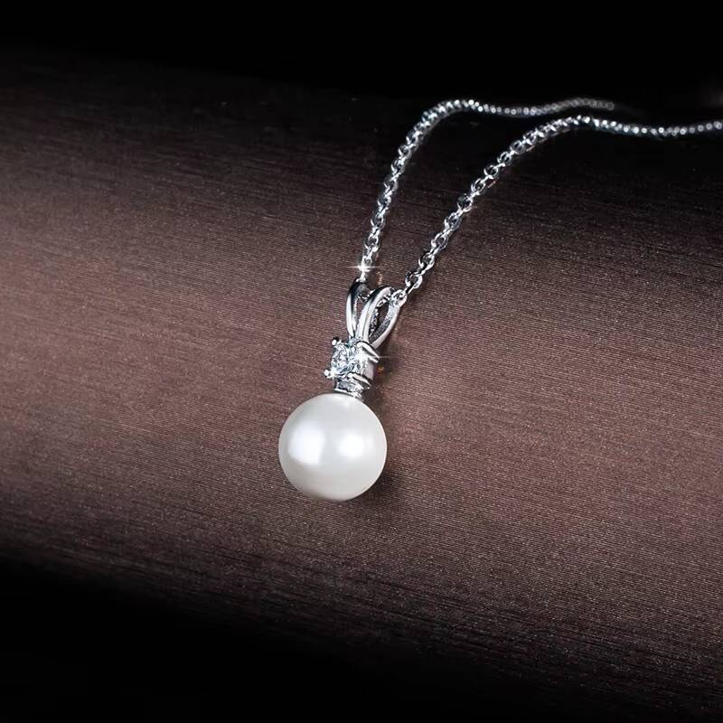 Light Luxury Fashion Freshwater Pearl Pendant Moissanite S925 Sterling Silver Necklace Female Valentines Day Gift