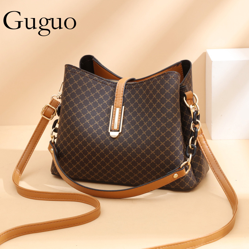 Guguo Free Shipping New Designer Bag High-end Shopping Bag 2025 Retro Pattern Women's Single Shoulder Handbag Fashionable Large Capacity Bucket B
