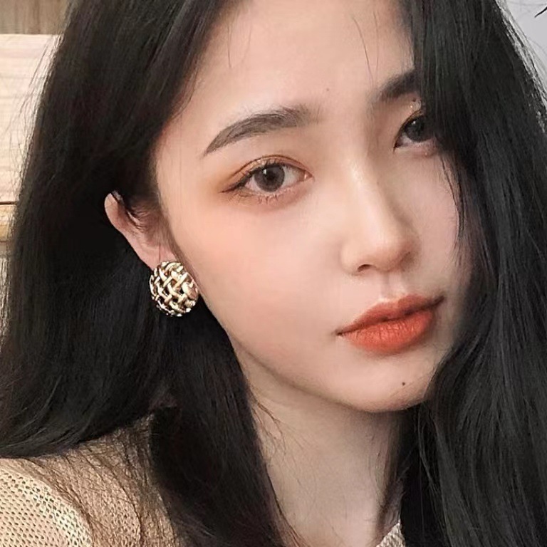 Earrings quality Jewelry European And American Retro Round Hollow For Women Hong Kong Style Stud S925 Silver Needle Earrings