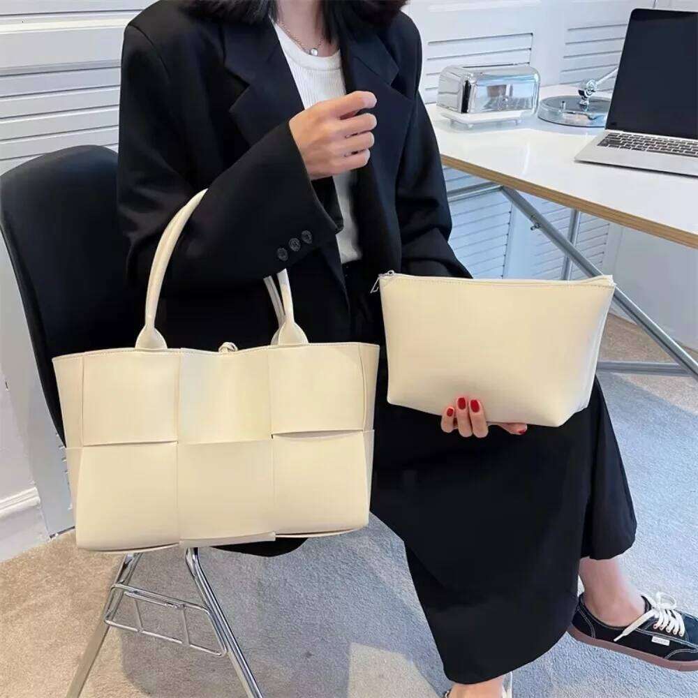 Large Capacity Handbags For Women 2022 Fashion Leather Woven Tote Designer Solid Color Lacing Plaid PU Shoulder Bags