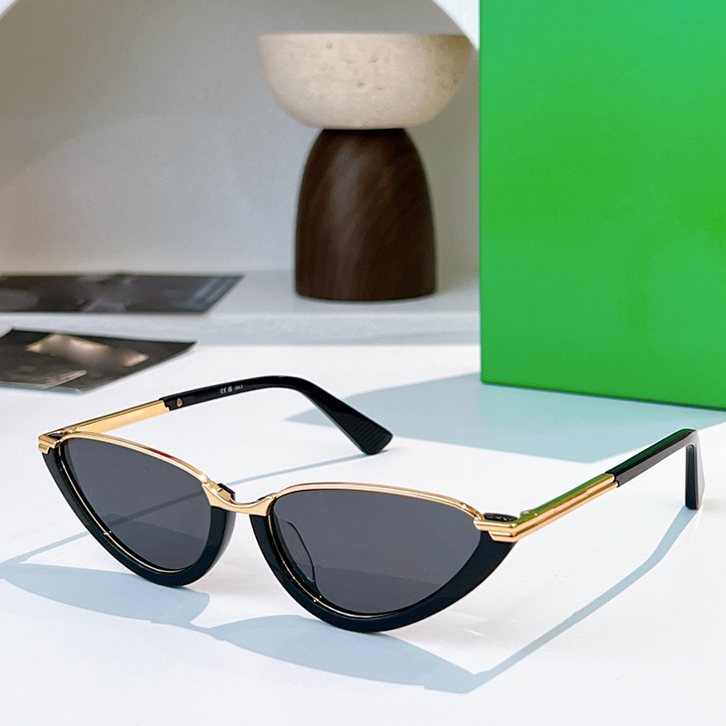 Designer sunglasses for women Classical Cat eye sunglasses black acetate grey lens metal temple luxury brand trendy street shooting leisure vacation glasses 1346