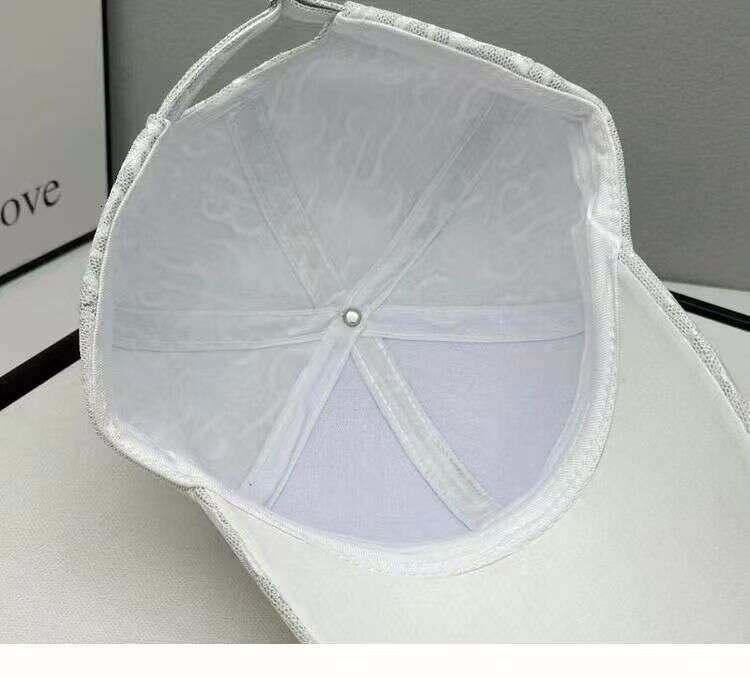 DHpet_wholesale Trendy Rhinestone M Logo Visor Cap - Women's Letter Jacquard Sun Protection Baseball Hat Spring Summer