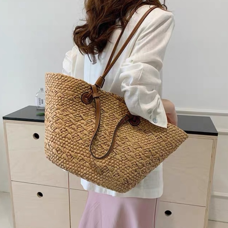 New handcrafted straw woven large-capacity single-shoulder bag, vegetable basket bag, new summer beach vacation contrasting color handbag free shippin