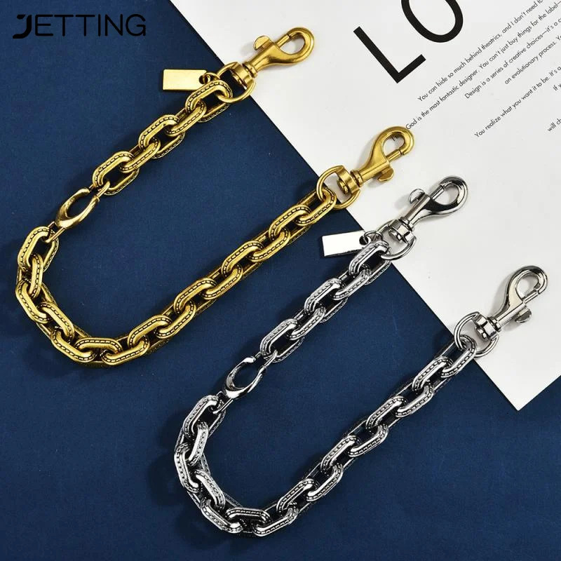 Fashion Versatile Metal Keychain For Women Trendy Messenger Bag Chain Creative Cute Bag Pendant Decoration Accessories Gifts250906