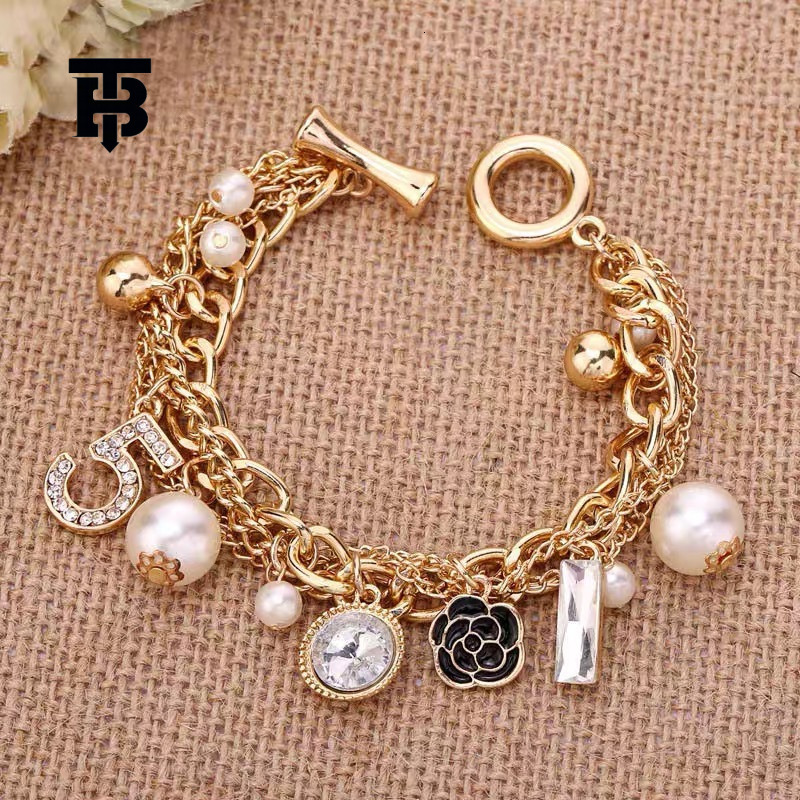 TB BHULAMTE Luxury Women's Bracelet With Flower Pearl Diamond Decoration Pendant Designer European Style Accessories Alloy Metal Chain Jewelry