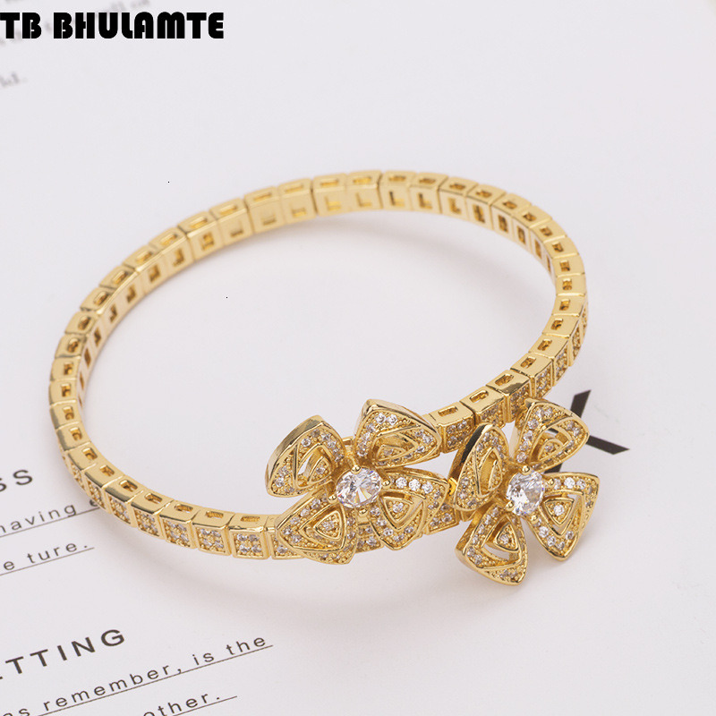 New Eternal Petal Bracelet Zircon Fashion Modern Women's Jewelry Spring Luxury Designer Free Delivery Snake Bone Hollow Luxury bag Double Flower 