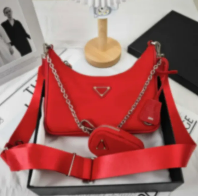 Designer bags Re-Edition 2000 Nylon Shoulder Bag - Stylish Mini Crossbody Purse for Women - Luxury Fashion Handbag