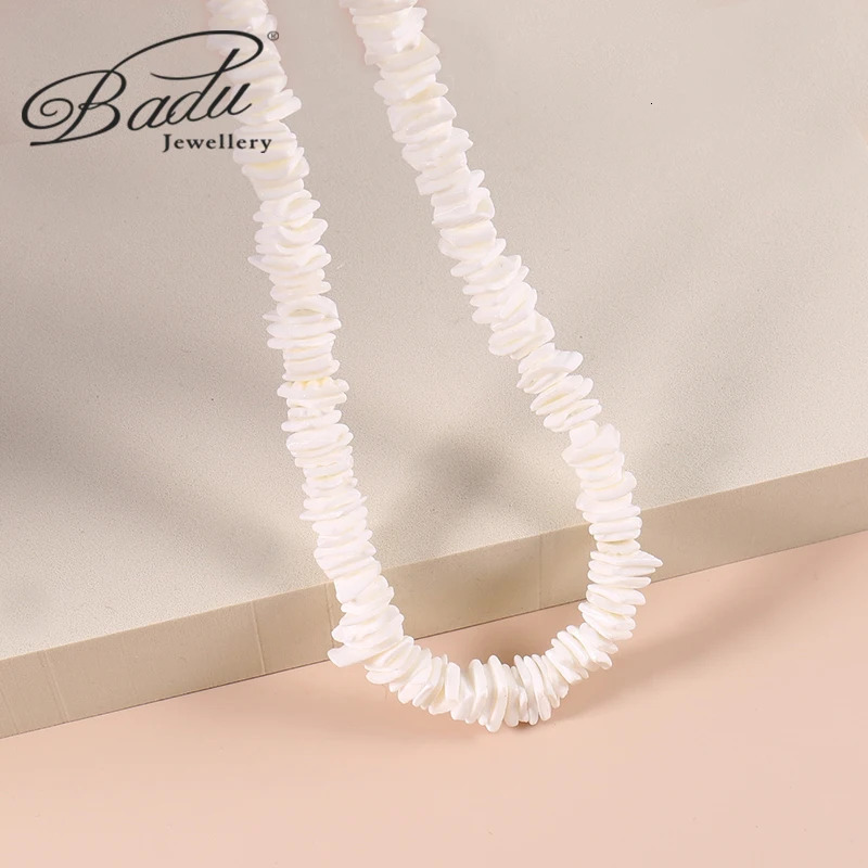 Badu Bohemia White Natural Shell Necklace Irregular Gravel Chip Puka Shell Necklace Women Choker Fashion Summer Beach Jewelry 250906