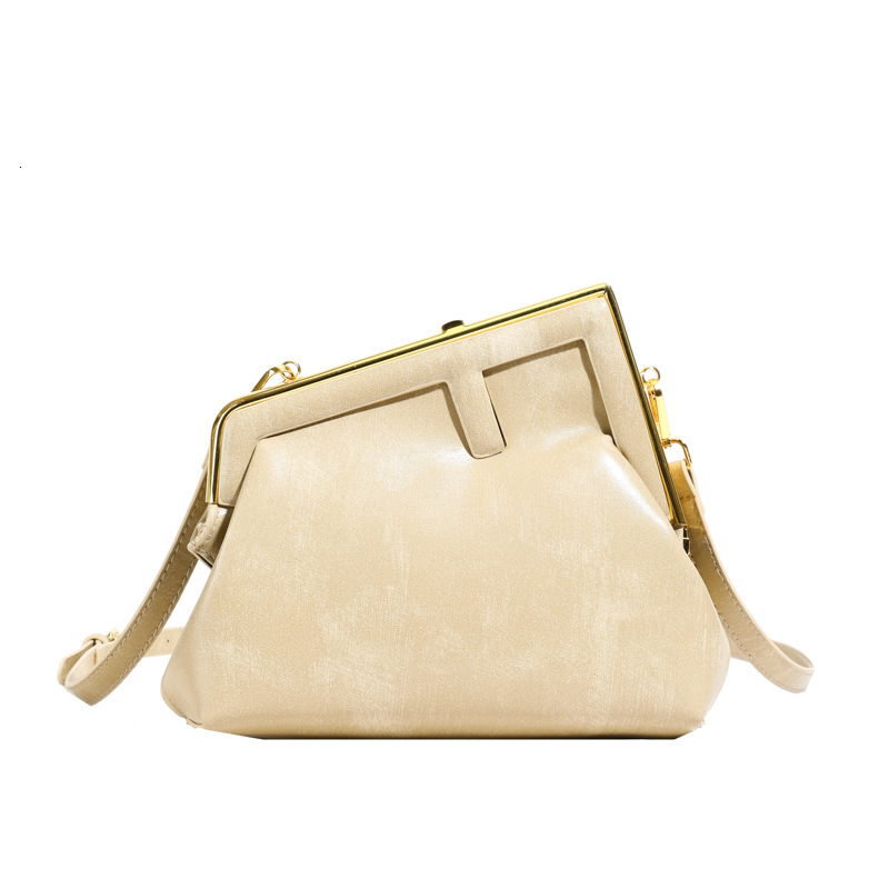 Luxury Brand Designer Bag High-End Elegant Trendy 2025 New Phone Bag For Women Crossbody Small Bag Shell Bag Shoulder Bag Summer Commuter Bag