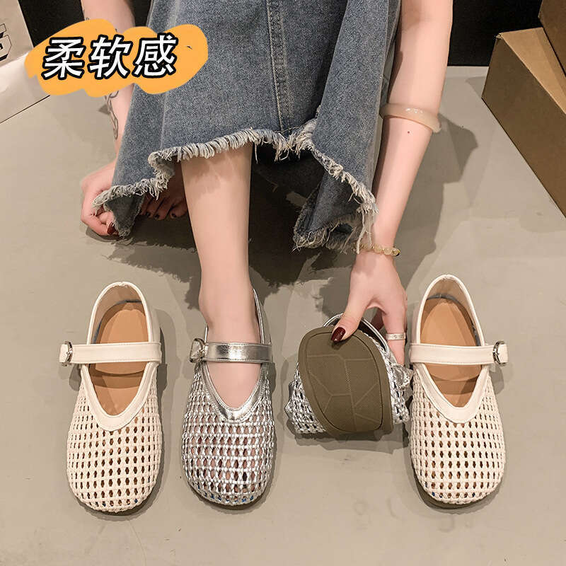 Korean Style Hollow Mesh Sandals 2025 Summer New Flat Soft Comfortable Shallow Mary Jane Shoes Clogs