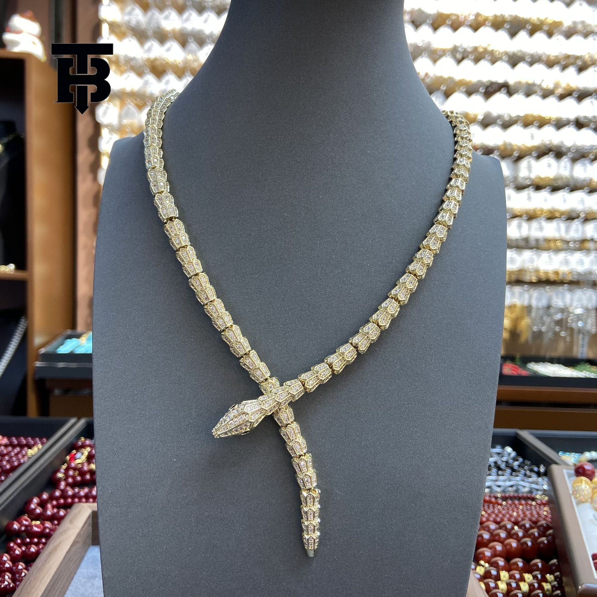 TB BHULAMTE Designer All Diamond Luxury Women's Snake Shaped Jewelry Snake Bone Necklace Gold-plated Chain Super Shiny Light Luxury High-end Acce