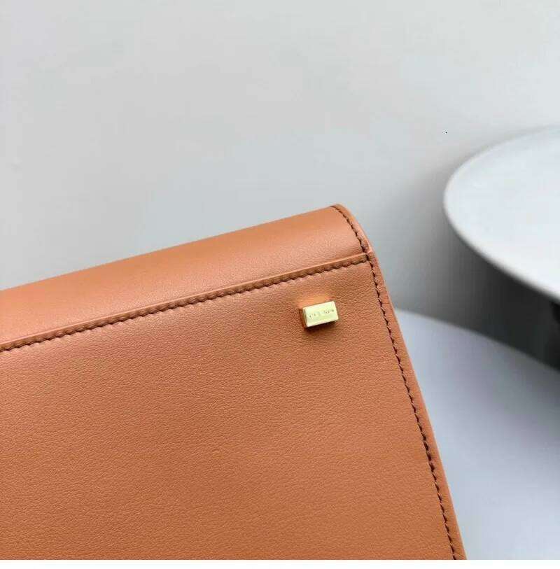 Tote Capacity Commuter Bag Cowhide Niche Shoulder Handbag Large Soft