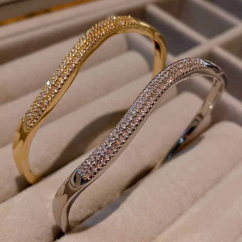 designer bracelet women Luxury jewelry designer Fashion full diamond zircon bursts niche design versatile temperament accessories single row tennis br - view 4