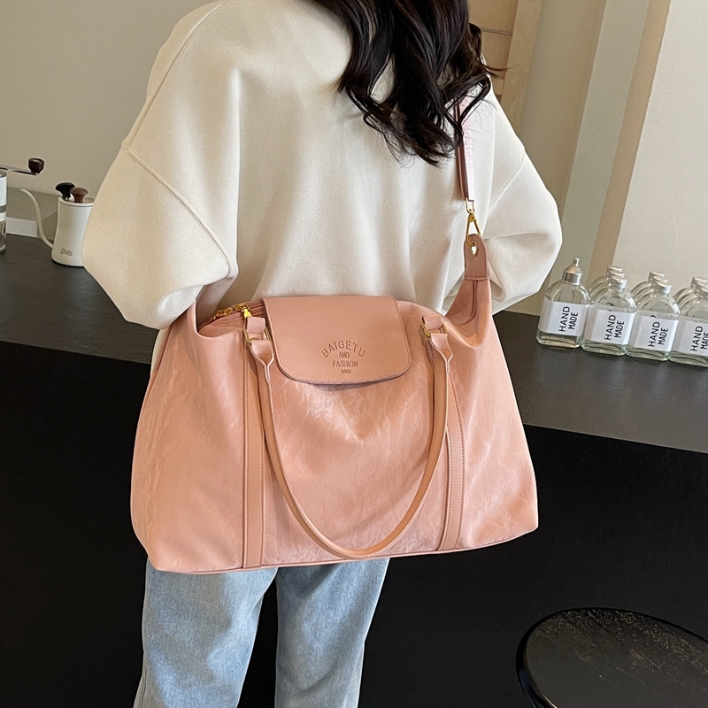 Large Capacity Portable Travel Bag Short Distance Travel Bag Autumn Designer Bag Women s Shoulder Bag Solid Color Niche Pattern Women s Crossbody Bag