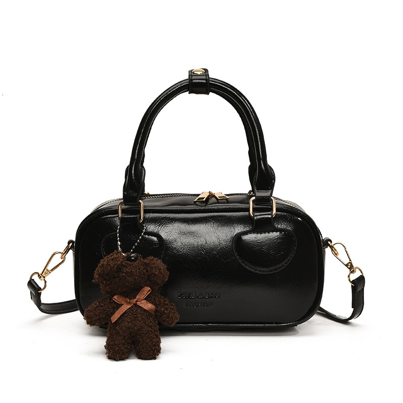 2025 autumn new fashion, light luxury, niche design, versatile, trendy, elegant, retro handbag, women's shoulder bag bag, designer bag