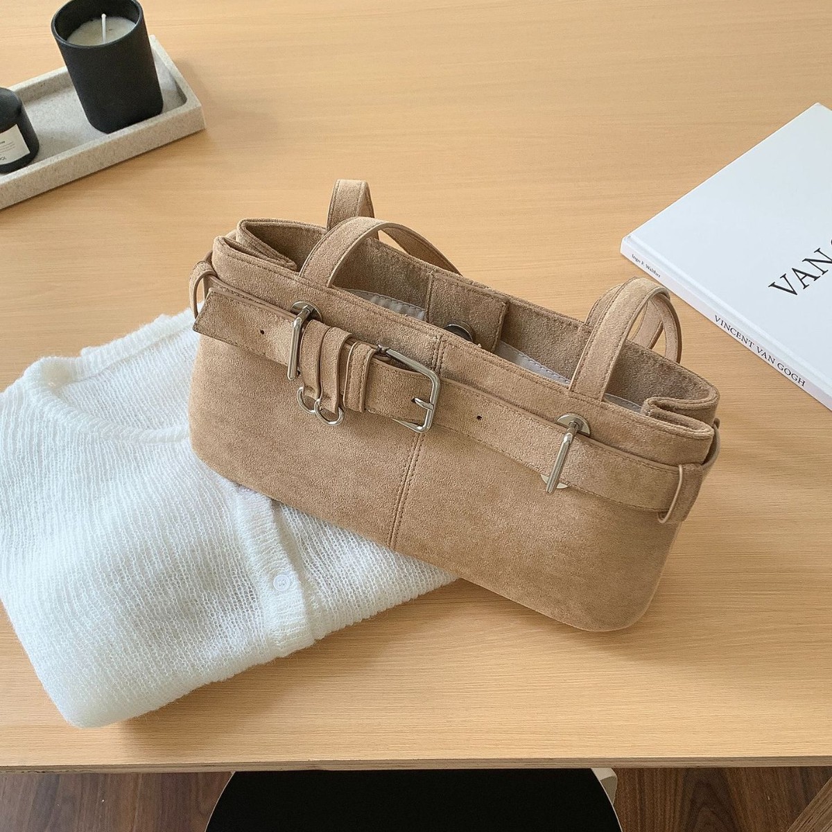 Designer bag free shipping Bags 2025 new Autumn Winter Handbag Shoulder Fashionable Light High Quality Crossbody Bag