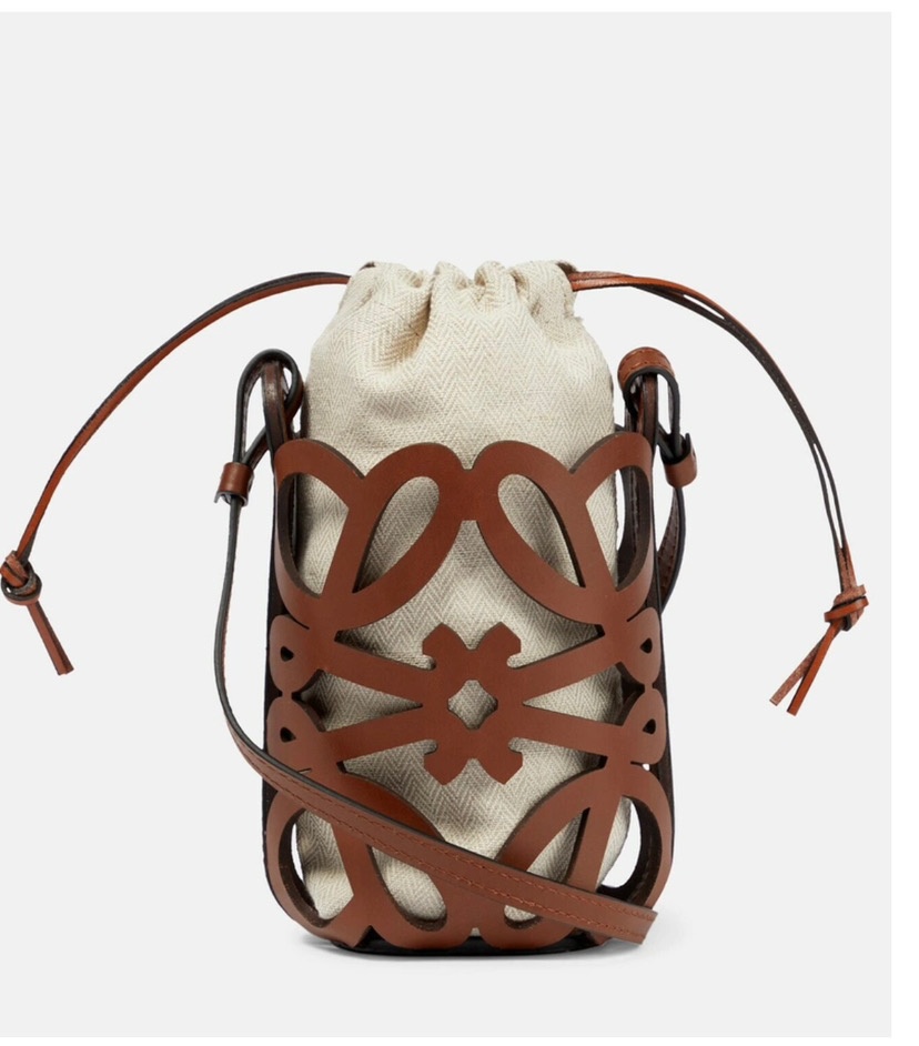 10A luxury designer bag, fashionable brand, high-quality leather shoulder bag, hollowed out handbag New shoulder bag made of cowhide and canvas