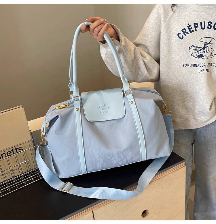 Large Capacity Portable Travel Bag Short Distance Travel Bag Autumn Designer Bag Women s Shoulder Bag Solid Color Niche Pattern Women s Crossbody Bag