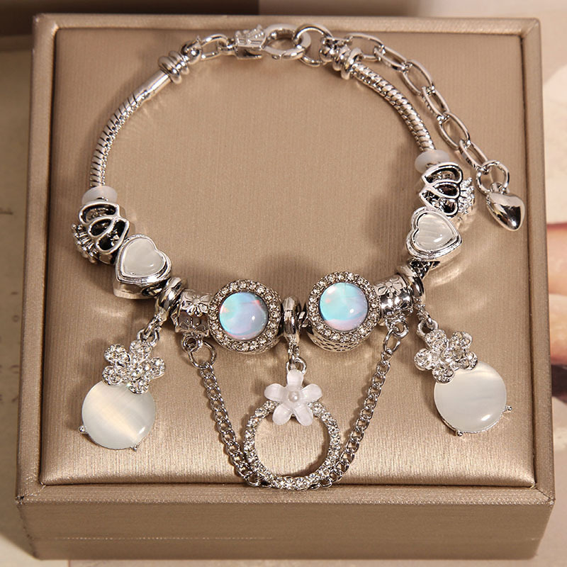 Luxury Brand Designer Jewelry High-end Temperament Pink Cat Eyes Cute Flower Bracelet Female Internet Celebrity Forest Pendant Trendy Accessories