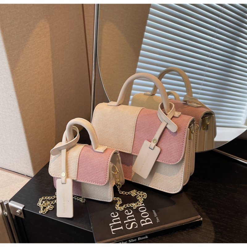 2025 autumn new niche design color blocked light luxury versatile elegant small square bag women's shoulder bag bag designer bag