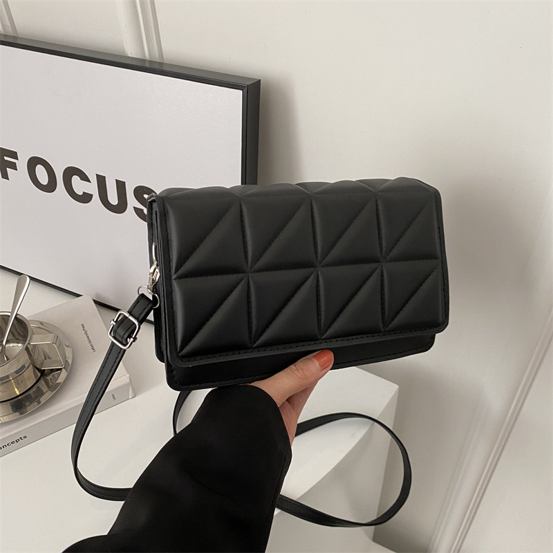 2025 Luxury Bag Niche Design Quilted Bag For Women New Designer Bag Trendy Versatile Fashion Small Square Bag Crossbody Women Light Luxury Style