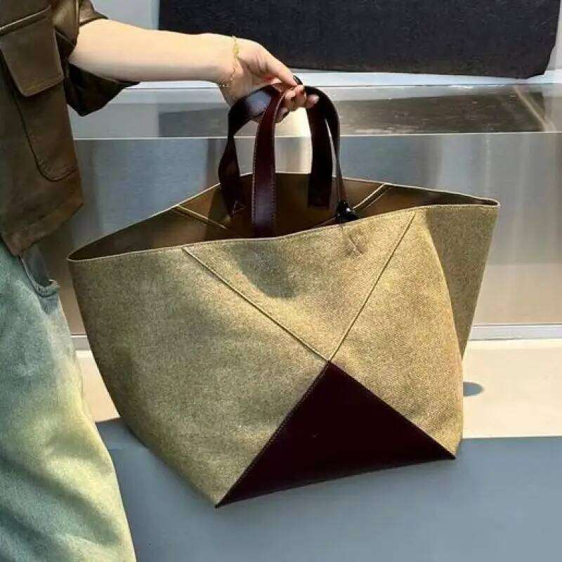 Autumn And Winter Fashion New Patchwork Contrasting Color Large Capacity Hand-Held Tote Woolen Texture Single Shoulder Bag