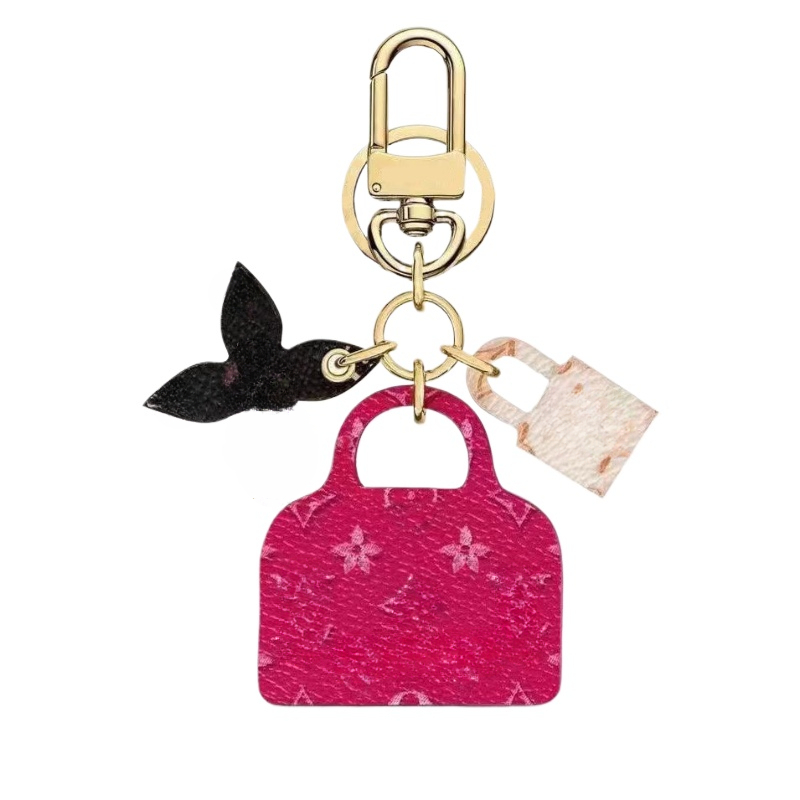 Luxury Metal Keychain Bag Charms Old Flower Leather Metal Key Pendant Car Key Chain High Quality Designer Hot-Selling Series