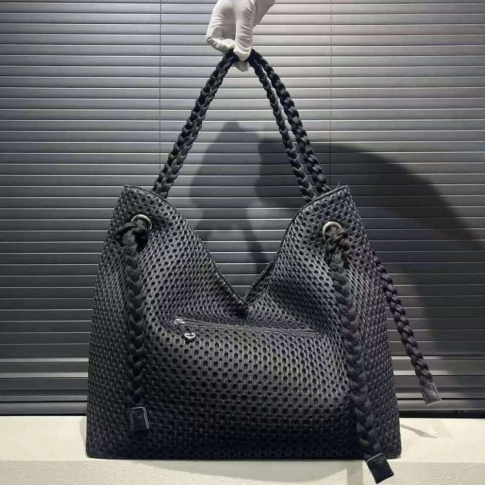 Ladies' Fashion Y2k Street Retro Shoulder Bag Capacity Spicy Girl Large Pin Diagonal Cross Handbag