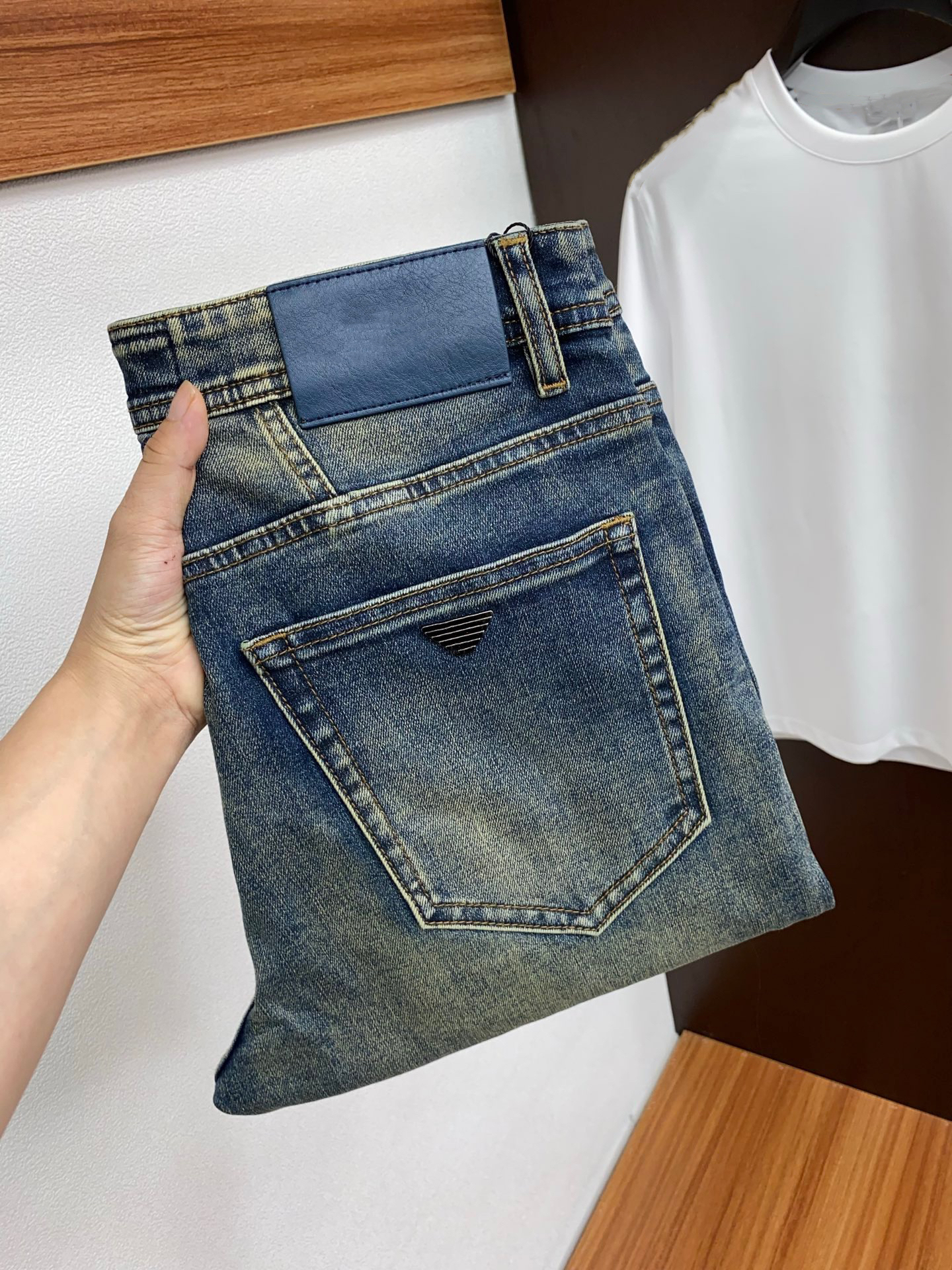 Men's men's retro streetwear, fashion designer jogging pants, motorcycle jeans, casual trousers, tailored jeans in sizes 29-40