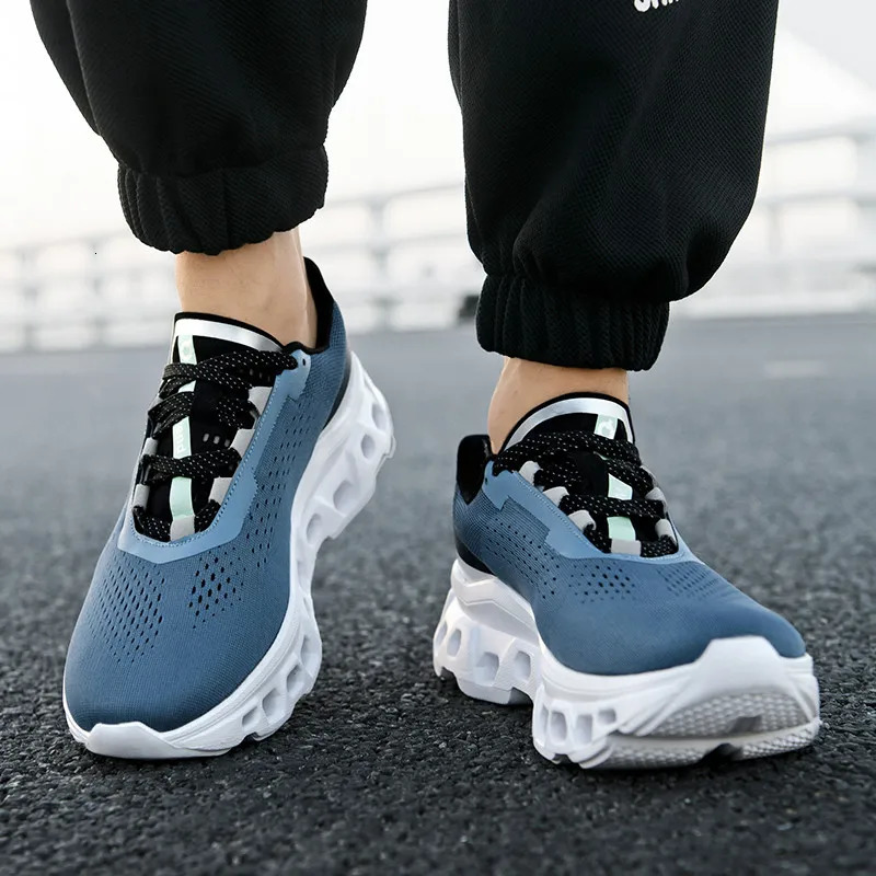 Casual Sneakers Mesh Running Shoes Summer Lightweight Platform Fashion Basketball Walking Shoes for Men Sports Shoes 250906