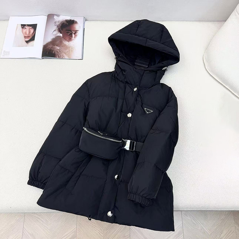 25 Winter New Fashion Designer Luxury Brand Delivery Triangle Logo Waist Bag 90 White Duck Down Nylon Fabric Waisted Women's Down Jacket Sizes S M L