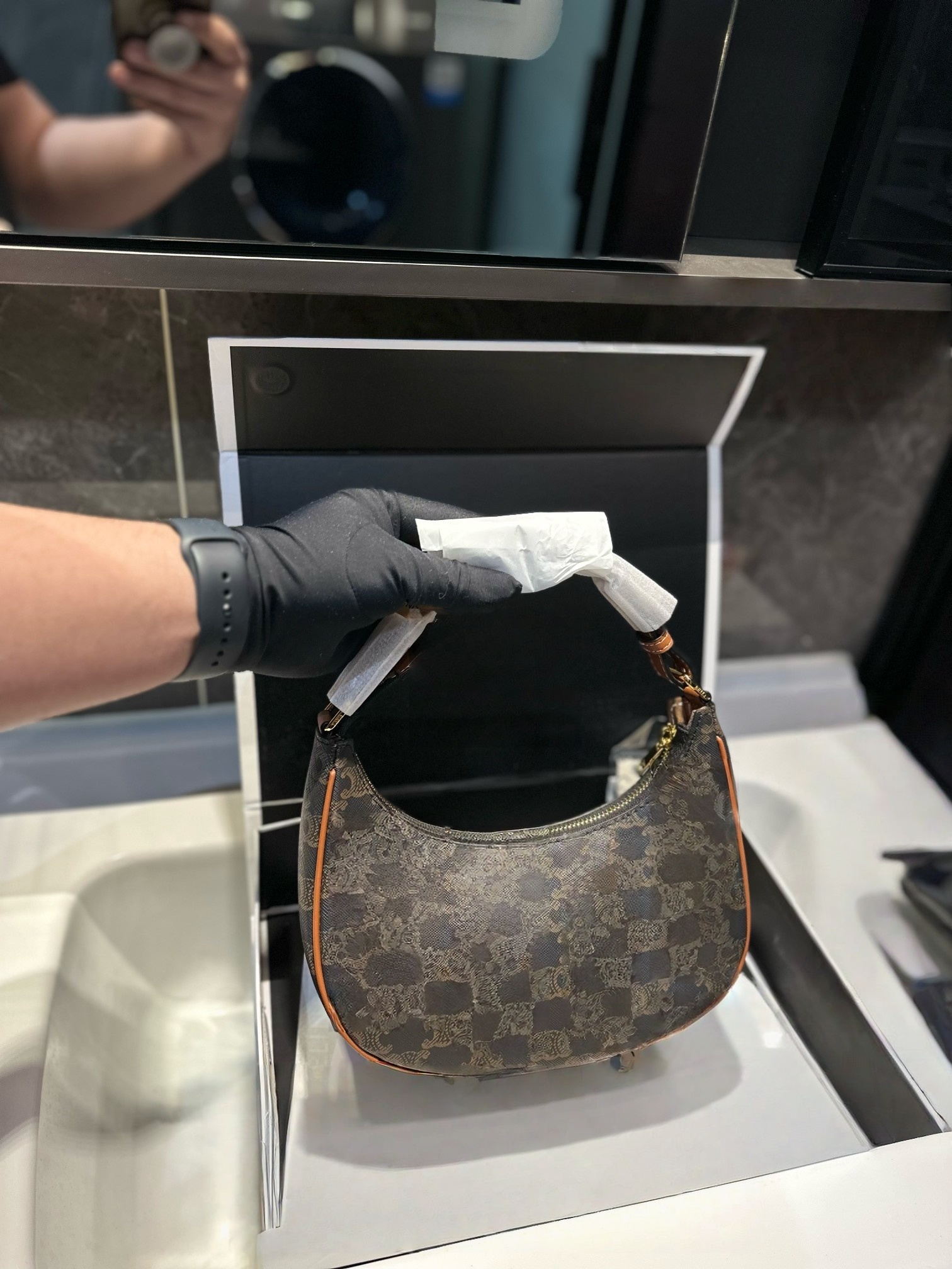 CW0076-The cowhide quality geometric puzzle bag is really not to be missed.