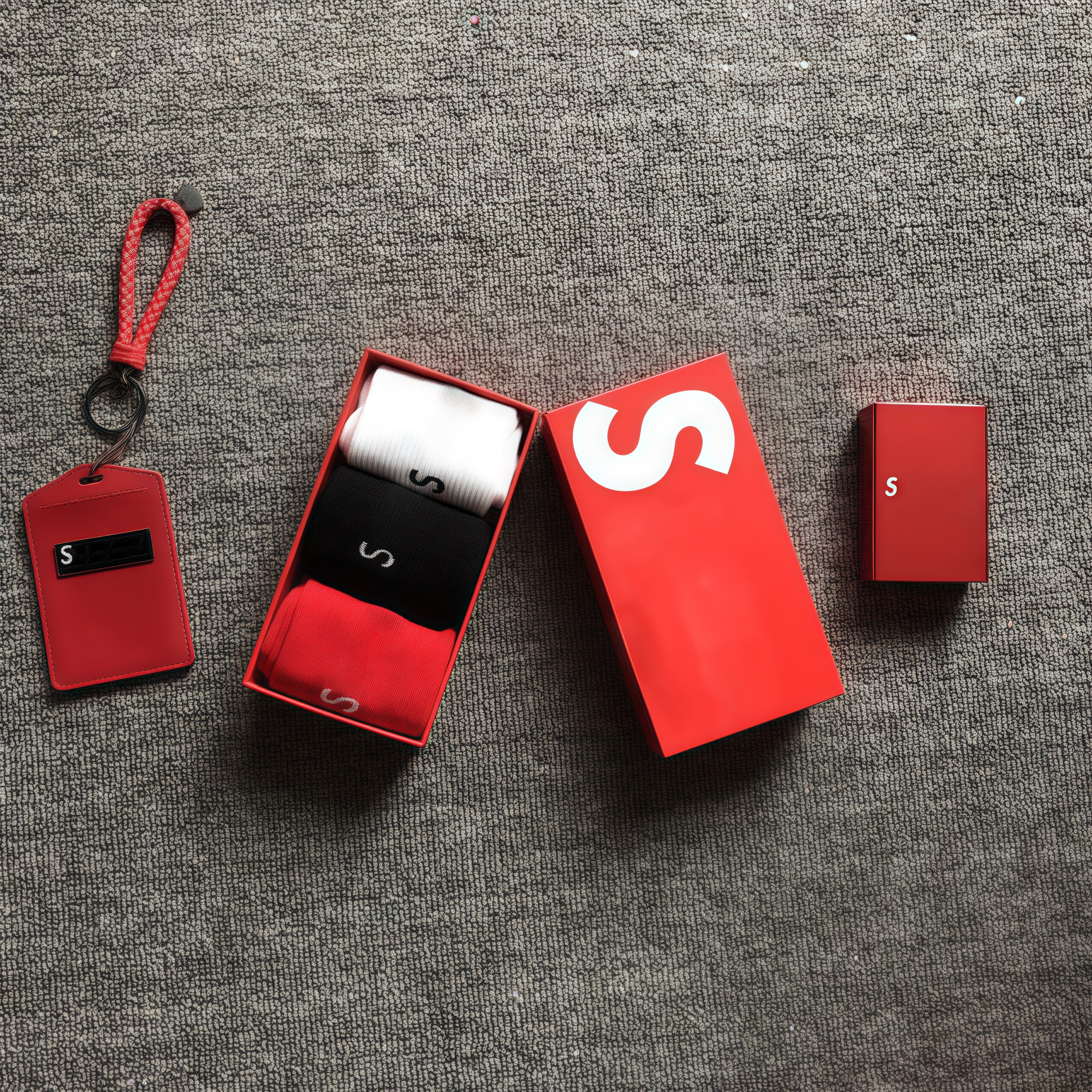 3 or 4 pairs socks with box designer socks 3 colors black white red Letter Socks middle size Sports Comfortable Men's and Women's Socks Casual