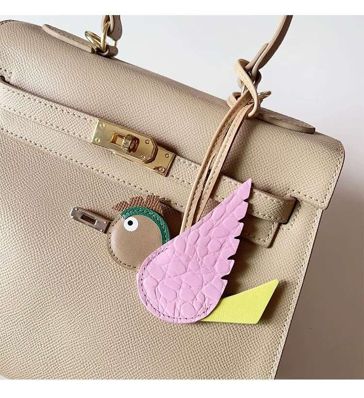 DHEssentials 2025 Spring Handmade Leather Birdy Bag Ornament, Cartoon Keychain, Car Pendant, 6 Colors, Urban Minimalist, Sheepskin Leather
