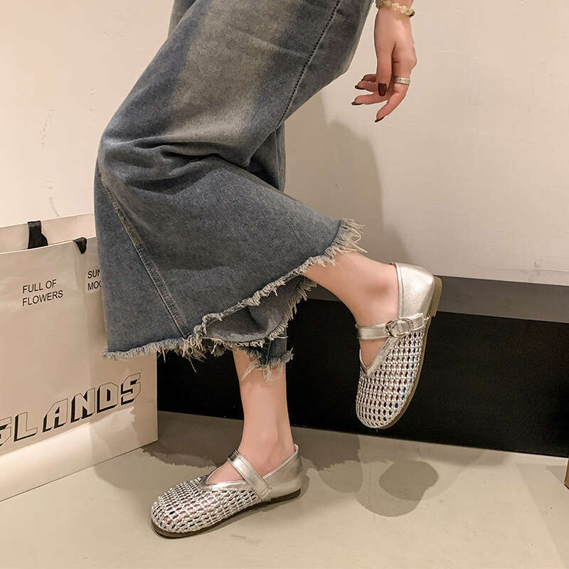 Korean Style Hollow Mesh Sandals 2025 Summer New Flat Soft Comfortable Shallow Mary Jane Shoes Clogs