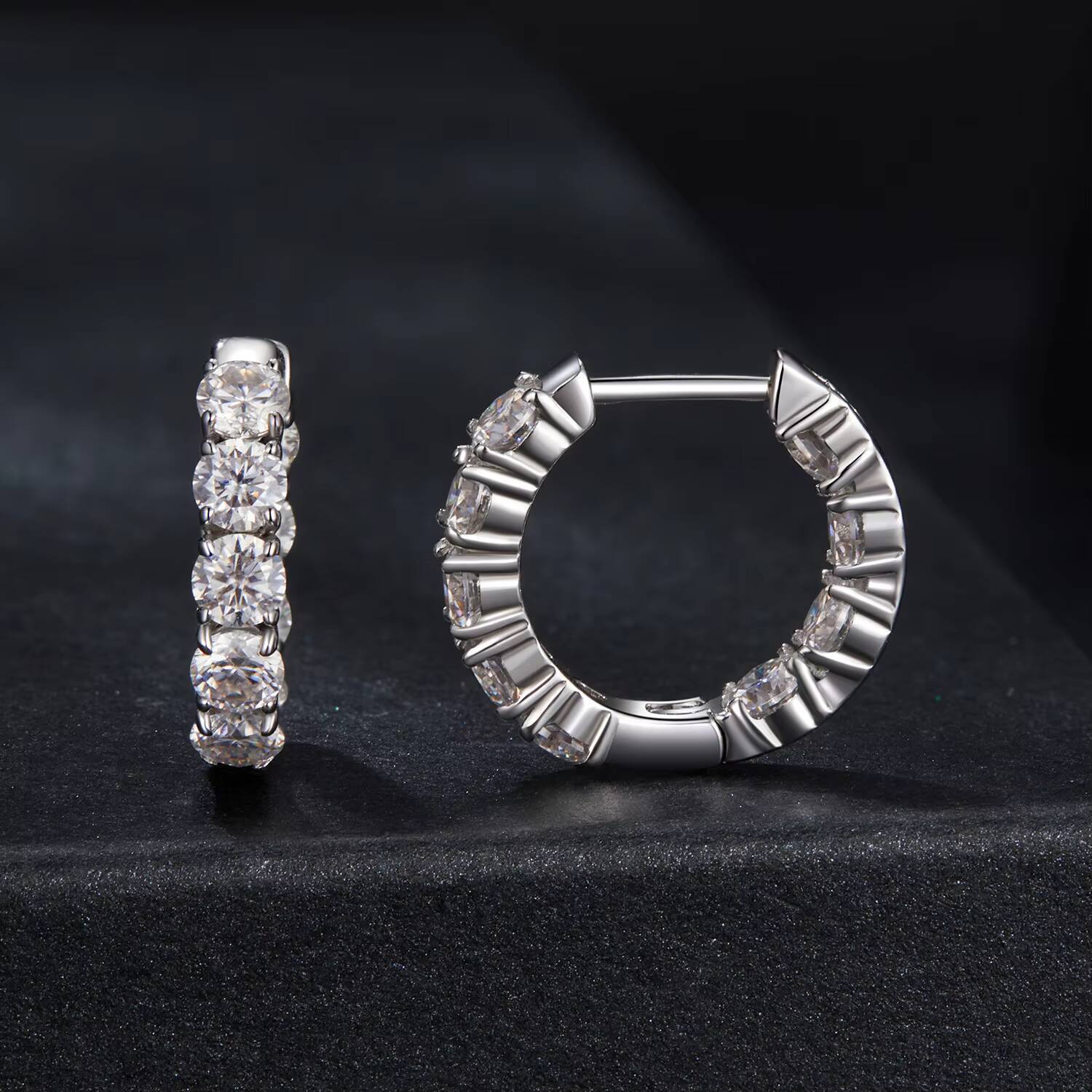 Trendy 925 Sterling Silver Rhodium Plated VVS Moissanite Huggie Hoop Earrings for Women 3mm Moissanite Diamond Earrings