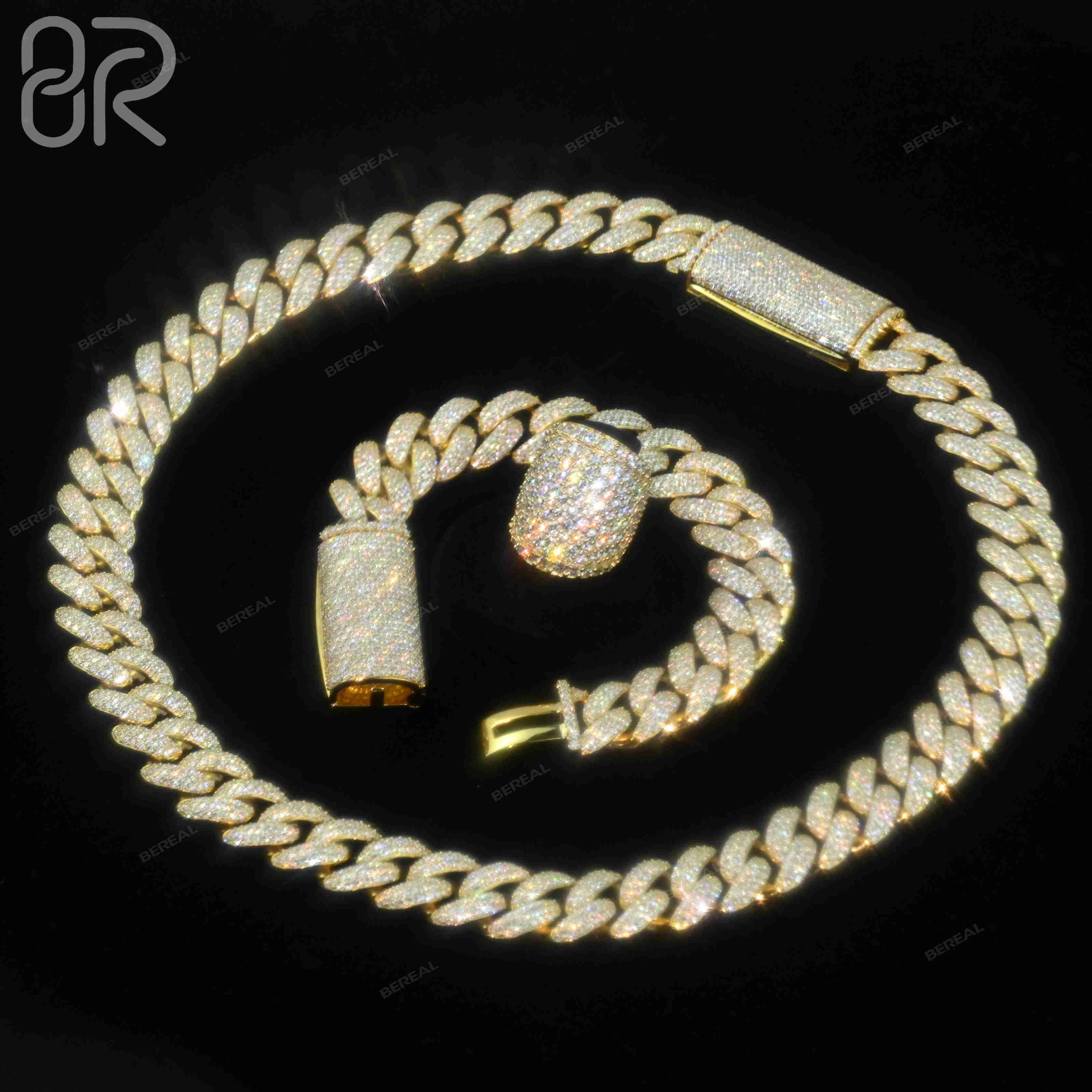 Unique Accessory Wholesale 14MM VVS Diamond Cuban Chain Bracelet for Every Occasion