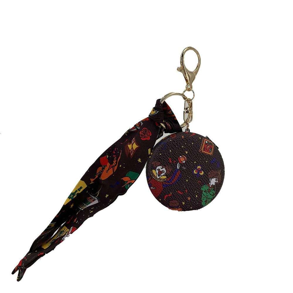 Cross-border Viral Makeup Mirror Keychain - Portable Leather Charm, Double-sided Mirror Bag Accessory