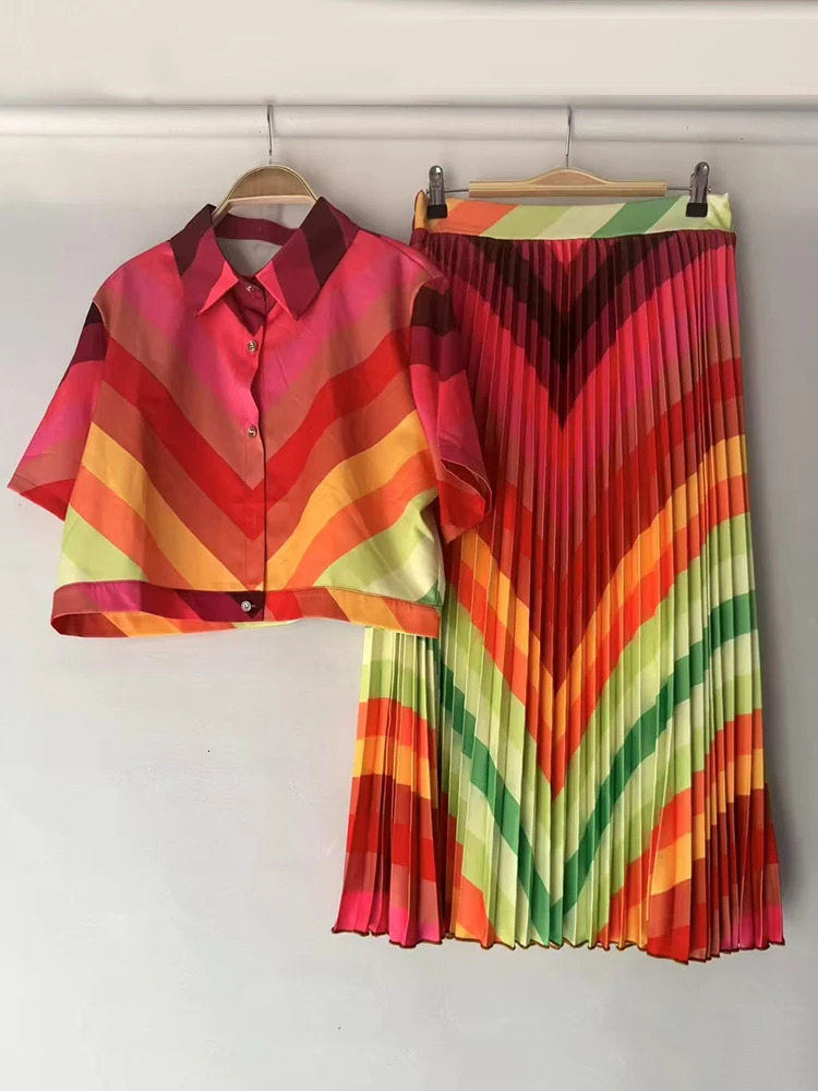 summer womens retro geometric print lapel straight short shirt twopiece set high waist loose pleated skirt fashion suit 250906