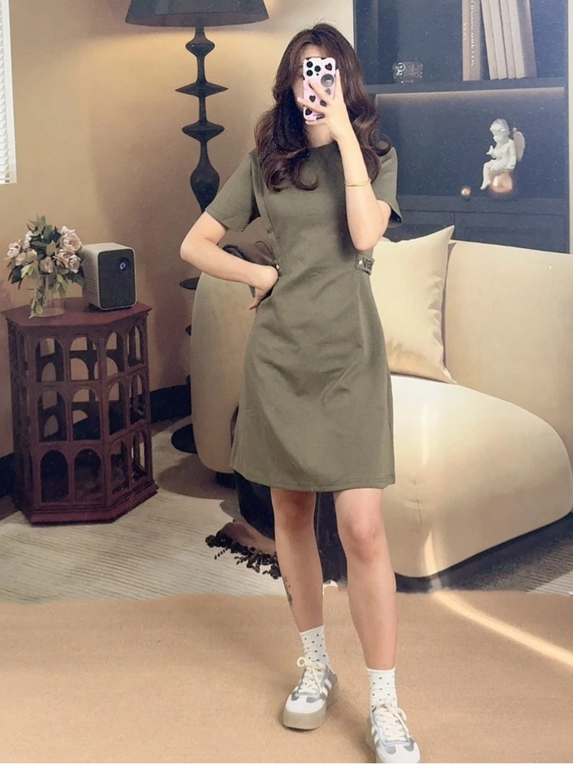 D92Dress is simple and elegant, high-end temperament, medium-length waist A-line women's dress