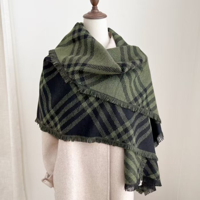K1850 Autumn and winter thick warm scarf for women, imitation cashmere gradient long shawl, cross-border wholesale high-end tassel scarf